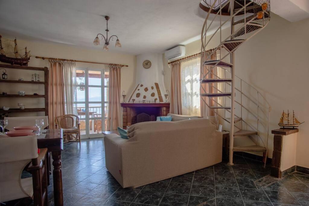 Kohyli Beachfront House Αγία Πελαγία Χλωμού Εξωτερικό φωτογραφία