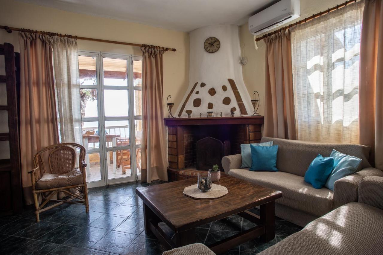 Kohyli Beachfront House Αγία Πελαγία Χλωμού Εξωτερικό φωτογραφία