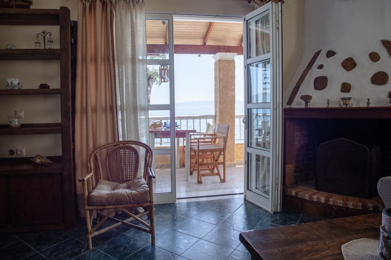 Kohyli Beachfront House Αγία Πελαγία Χλωμού Εξωτερικό φωτογραφία