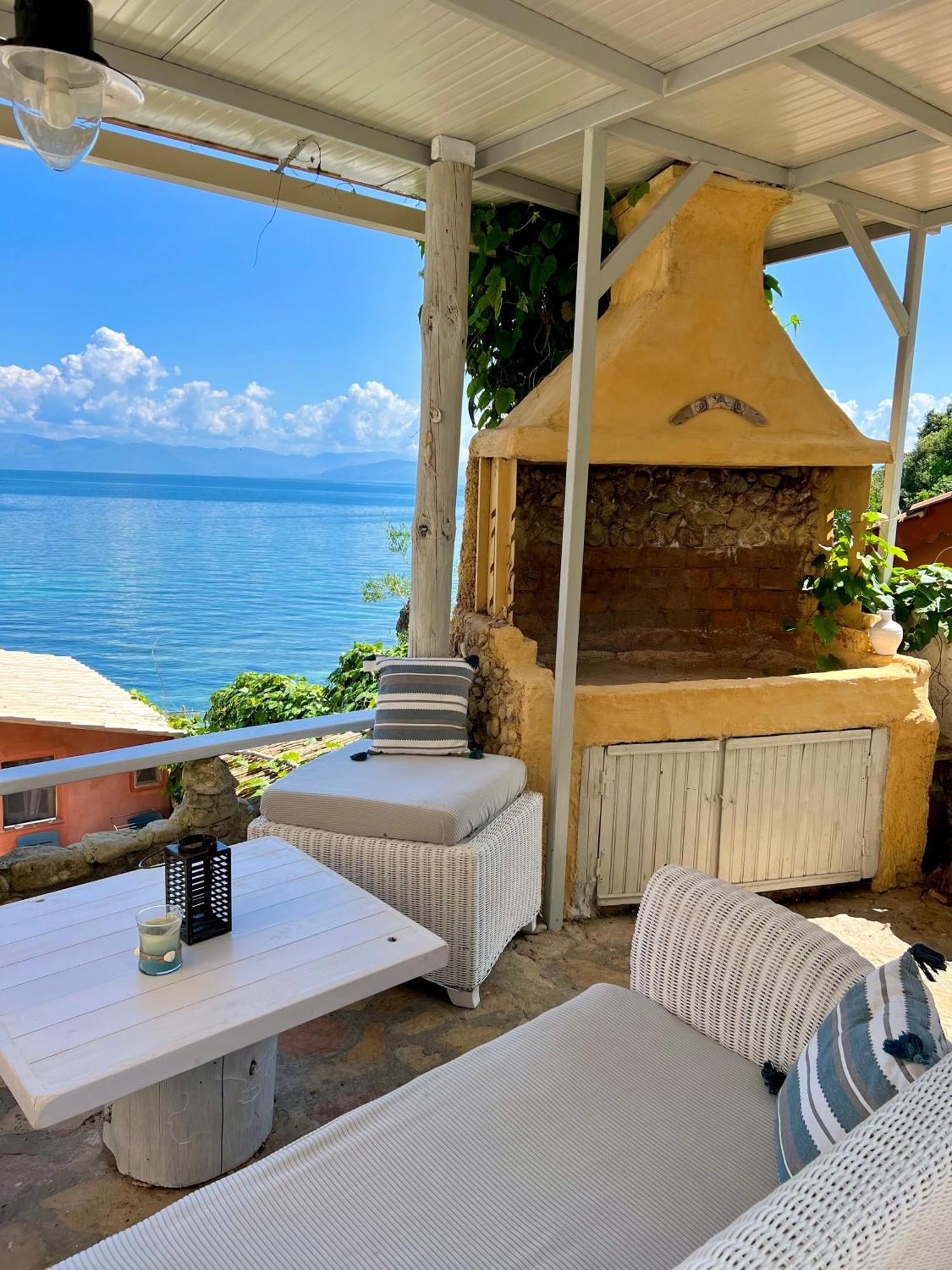 Kohyli Beachfront House Αγία Πελαγία Χλωμού Εξωτερικό φωτογραφία